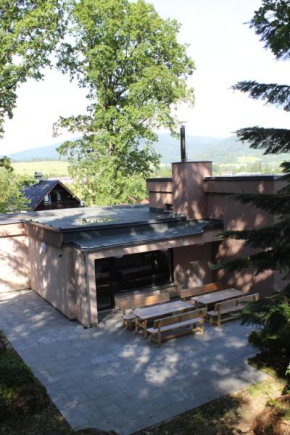  Vila Lom  Велке Лосины